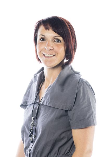 Karina Meichsner (Fördervereinsvorsitzende) Krankenschwester, Diplompflegewirtin Fortbildungskoordinatorin FAZMED GmbH Fördervereinsvorsitzende seit November 2019